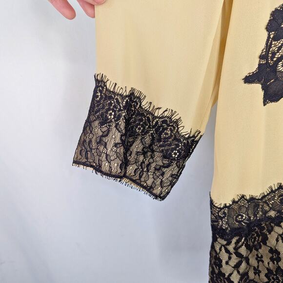 BKE Blouse Women Medium Beige Sheer Lace Romantic Floral Soft Girl Y2K - Picture 8 of 10